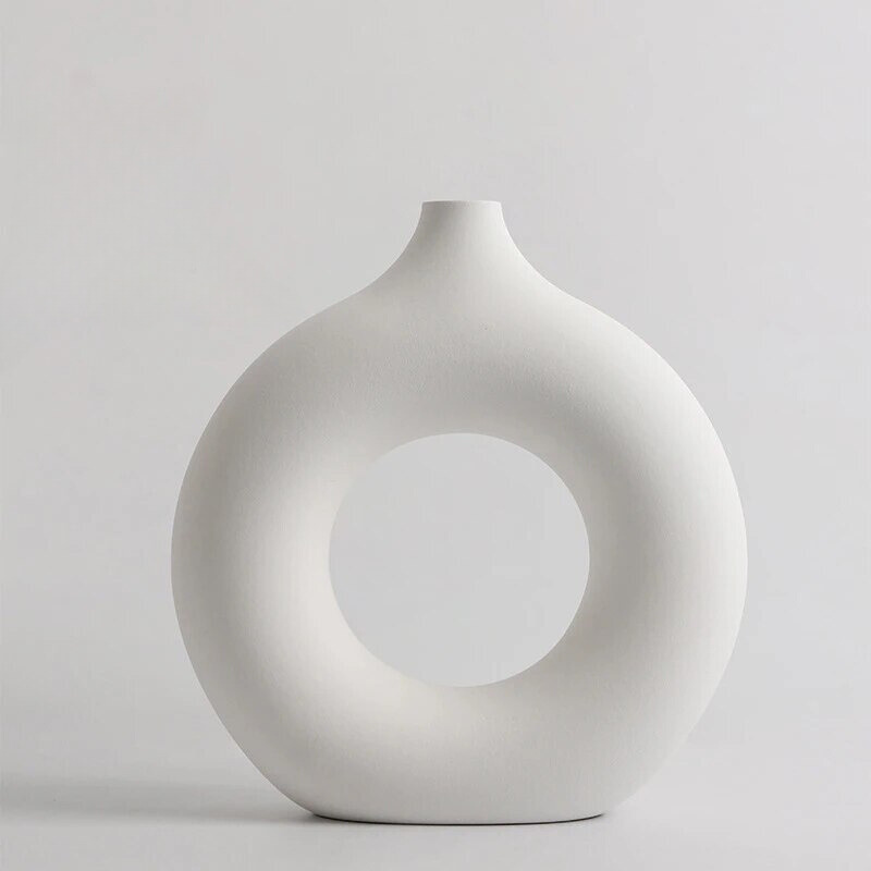 Manhattan Monochromatic Bagel Vase